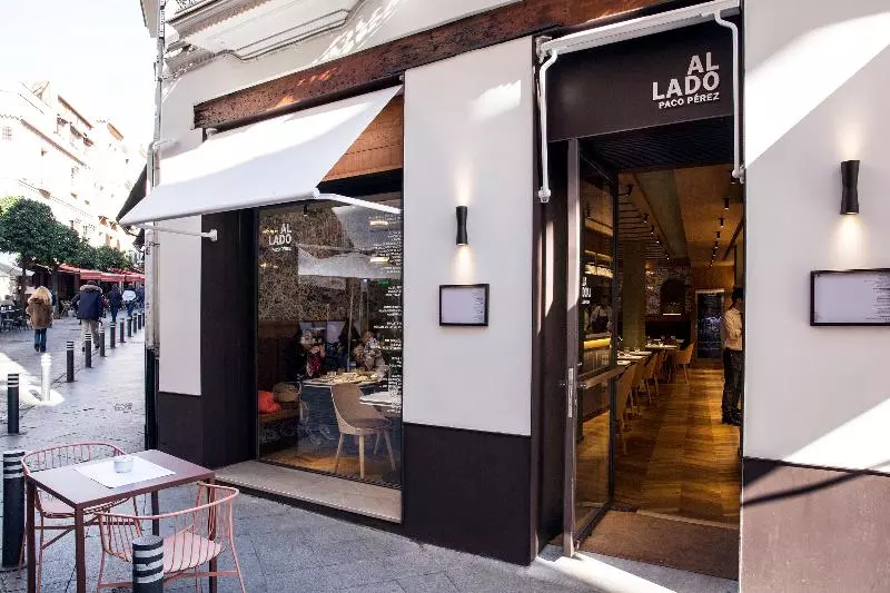 هتل Eme Catedral Mercer