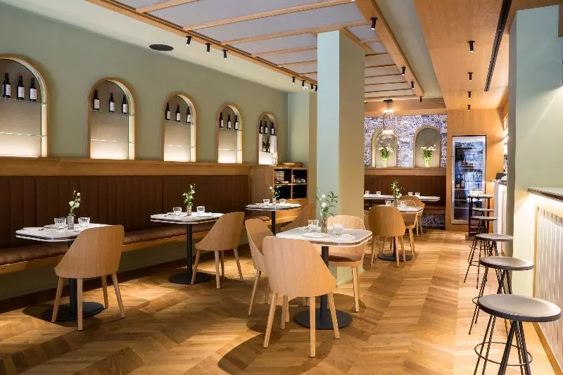 هتل Eme Catedral Mercer