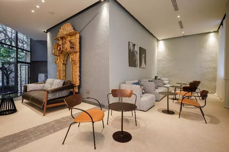 هتل Eme Catedral Mercer