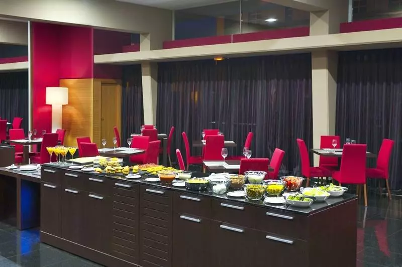 Отель Eurostars Rey Fernando