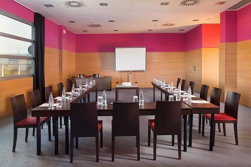 Отель Eurostars Rey Fernando