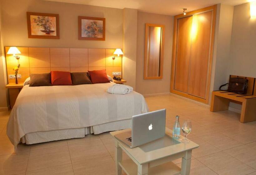 هتل La City Estacion