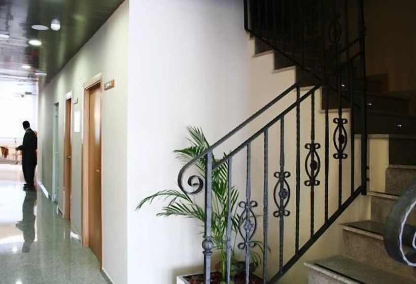 هتل La City Estacion