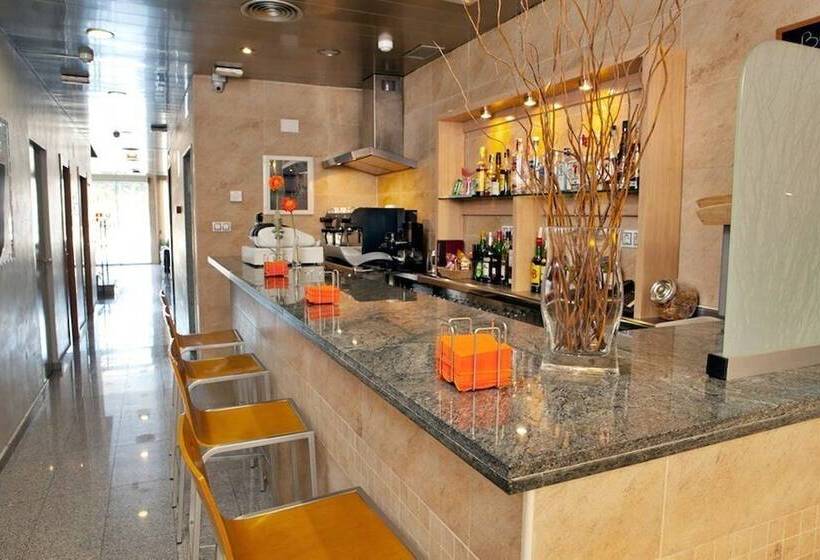 هتل La City Estacion