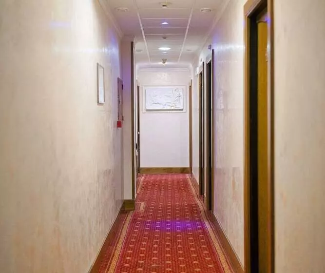 هتل Marco Polo Rome