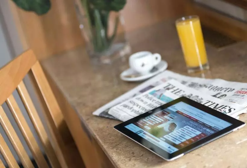 هتل Marco Polo Rome