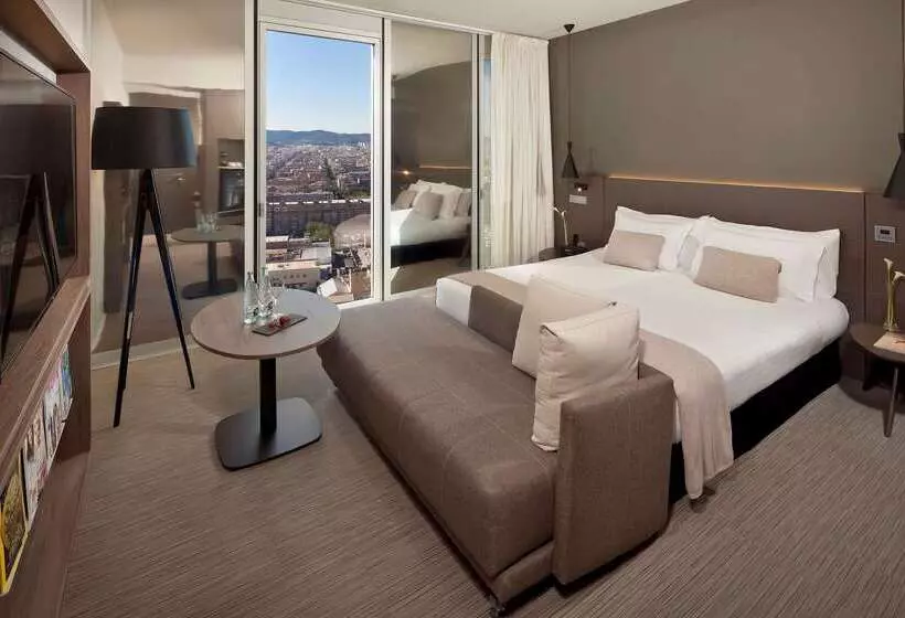 Отель Melia Barcelona Sky 4 Sup