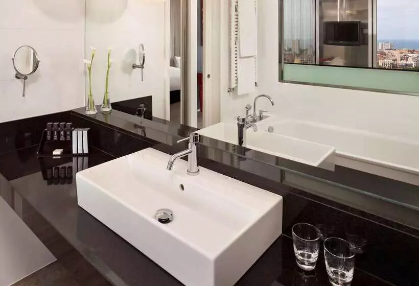 Отель Melia Barcelona Sky 4 Sup