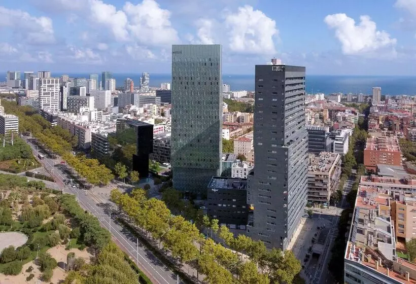 Отель Melia Barcelona Sky 4 Sup