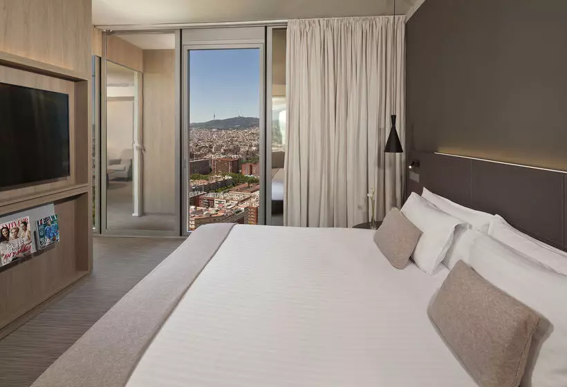 Отель Melia Barcelona Sky 4 Sup