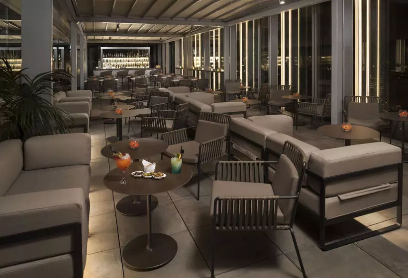 Отель Melia Barcelona Sky 4 Sup