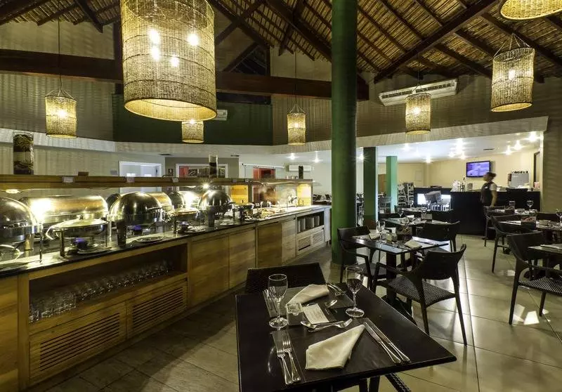 Отель Nacional Inn Angra Dos Reis