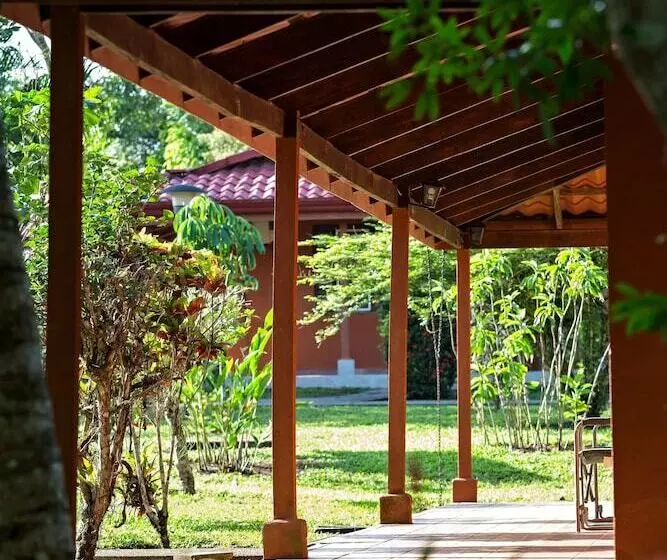 Отель Natural Lodge Caño Negro