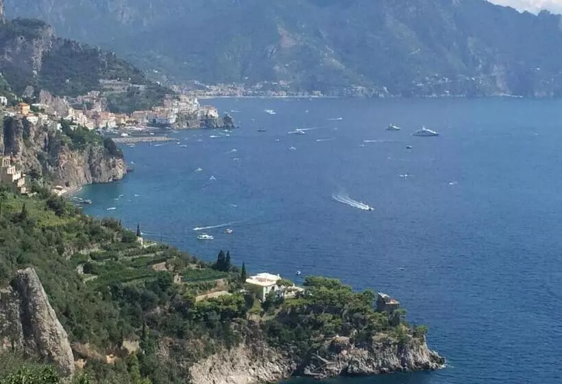 Отель Nido Degli Dei