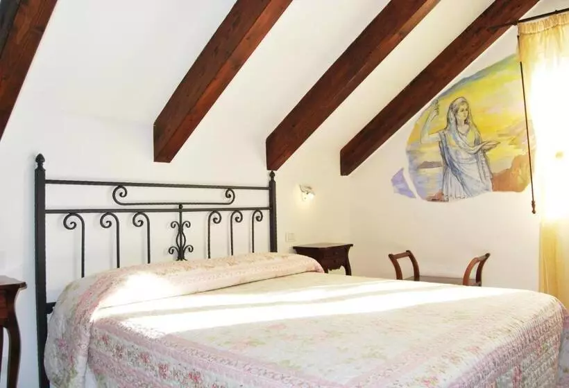 Отель Nido Degli Dei