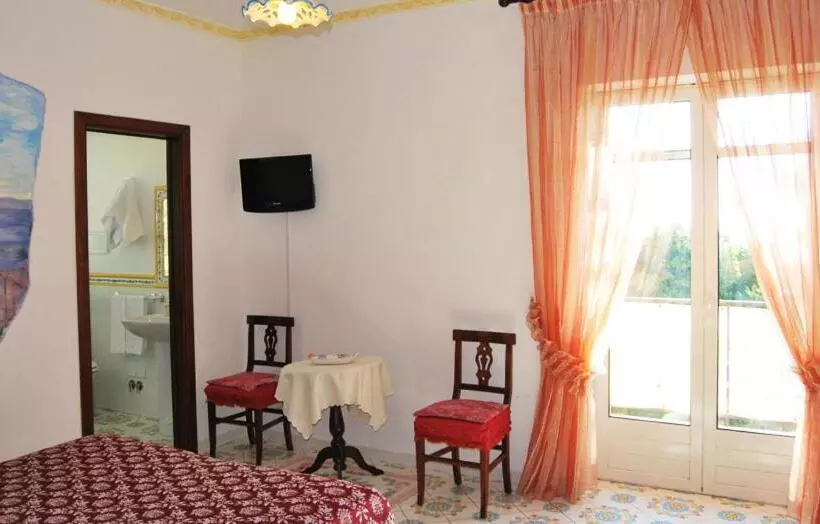 Отель Nido Degli Dei