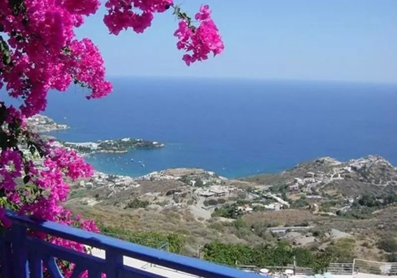 ホテル Nymphes Luxury Apartments