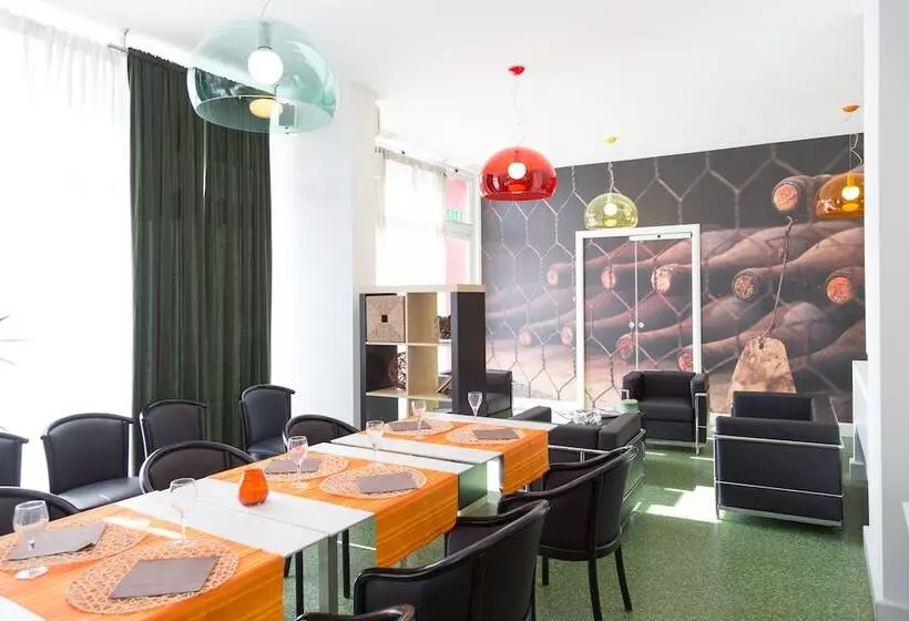 בית מלון כפרי S Campus