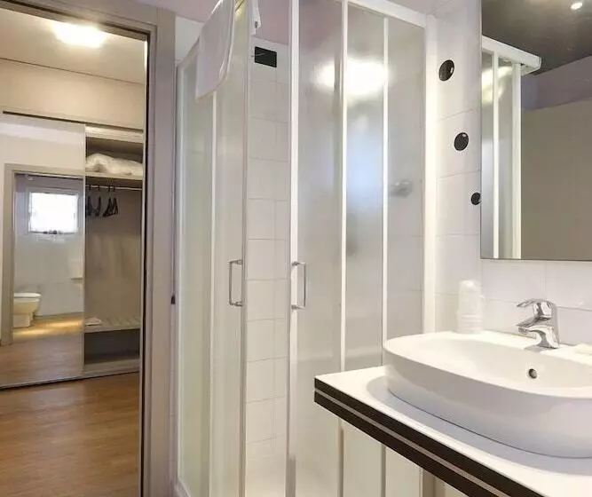 בית מלון כפרי S Campus