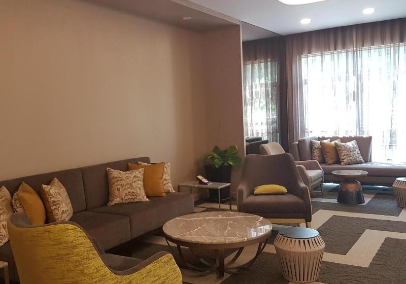 Отель Somerset Ho Chi Minh City