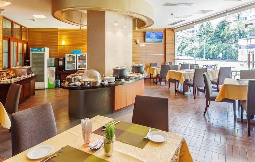 Отель Springdale Serviced Residence