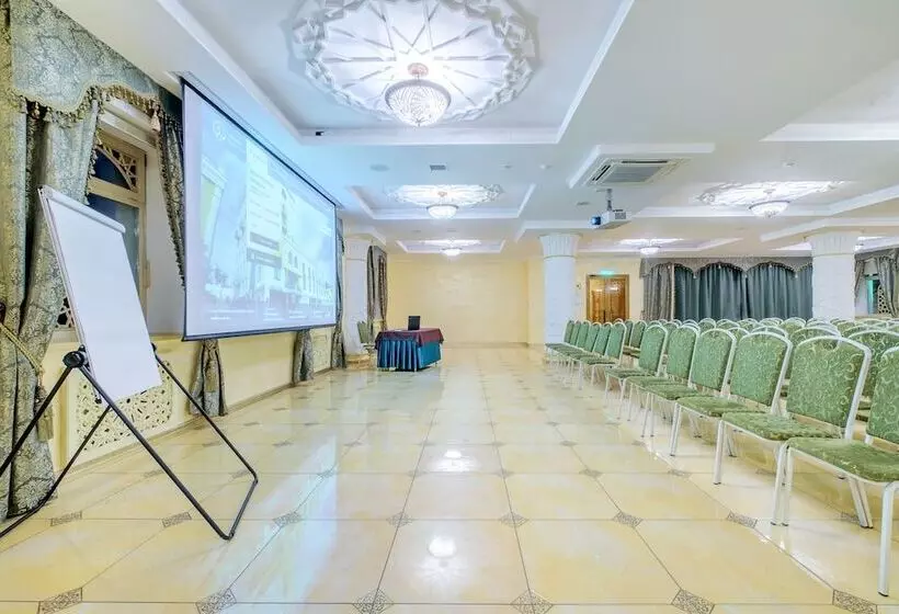 Отель Suleiman Palace