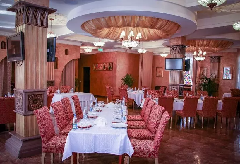 Отель Suleiman Palace