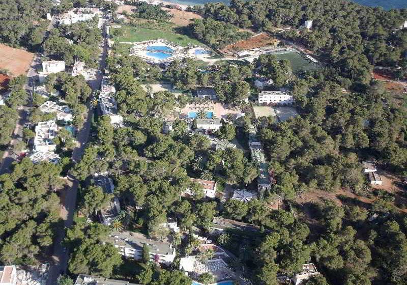 בית מלון כפרי Tui Magic Life Cala Pada All Inclusive