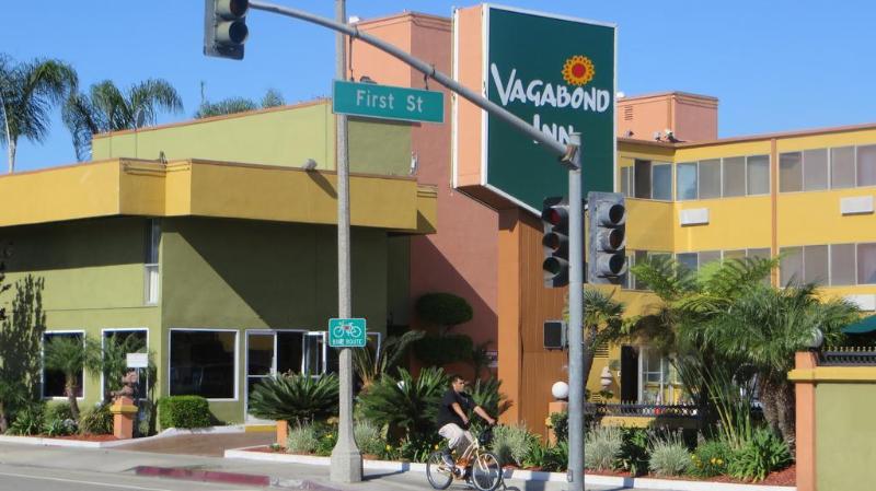 Отель Vagabond Inn Convention Center Long Beach