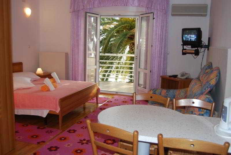 בית מלון כפרי Villa Jerkan