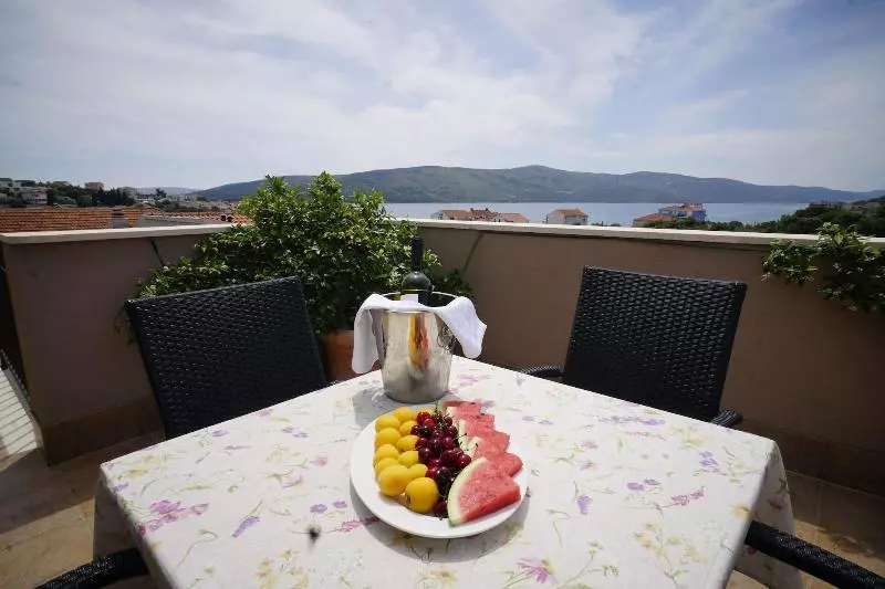 Hotelli Villa Rustica Dalmatia Apartments