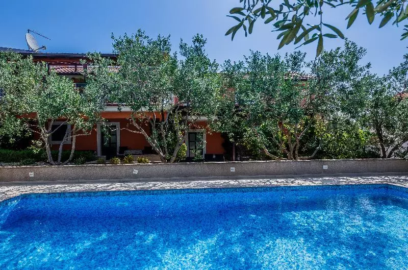 Hotelli Villa Rustica Dalmatia Apartments
