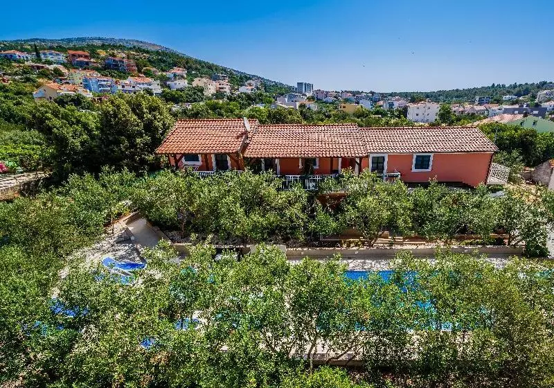 Hotelli Villa Rustica Dalmatia Apartments
