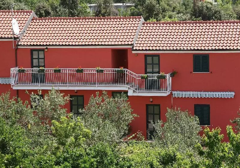 Hotelli Villa Rustica Dalmatia Apartments