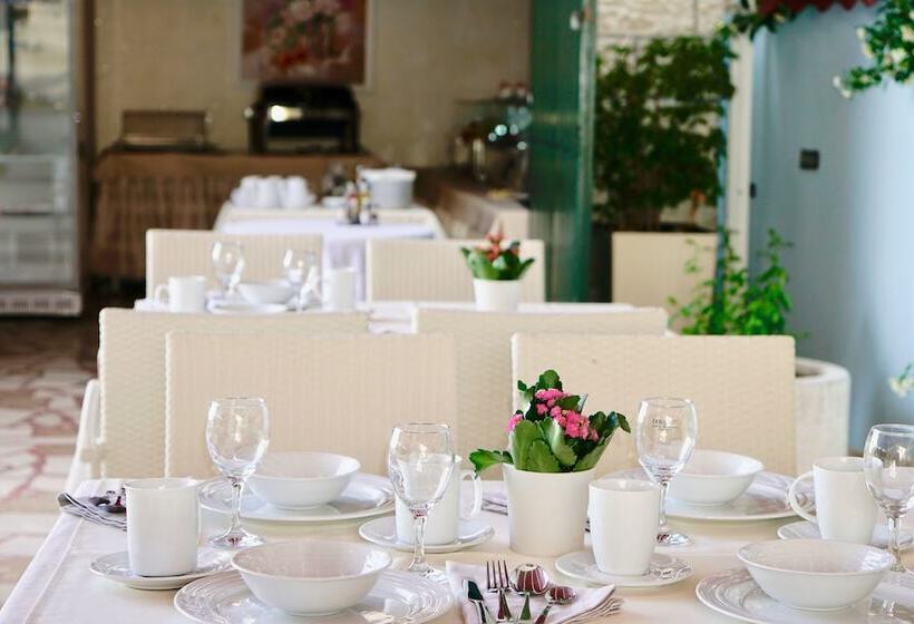 בית מלון כפרי Villa Rustica Dalmatia Apartments