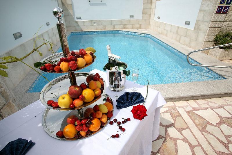 בית מלון כפרי Villa Rustica Dalmatia Apartments