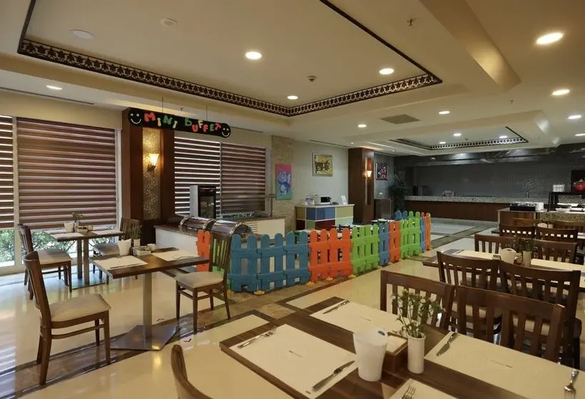リゾートホテル Crystal Family Comfort Collection - Ultimate All Inclusive