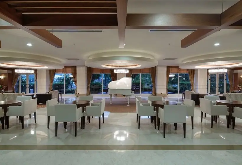 リゾートホテル Crystal Family Comfort Collection - Ultimate All Inclusive
