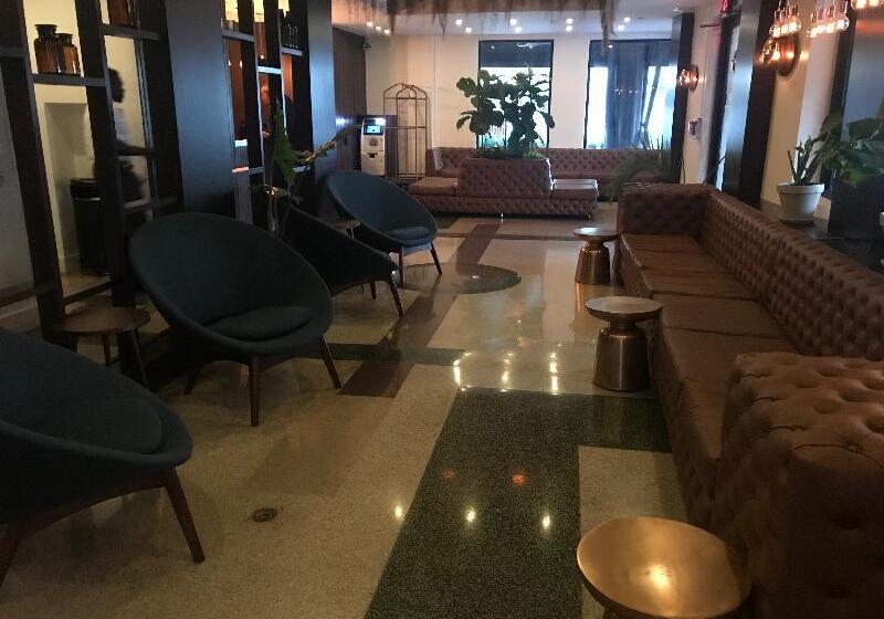 South Beach Plaza Villas