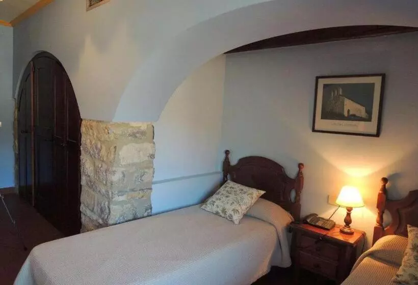 Hostal De La Rovira