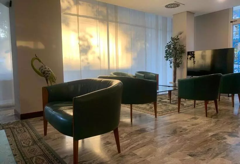 هتل Audi Frontemare