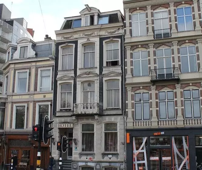 酒店 Blossoms City