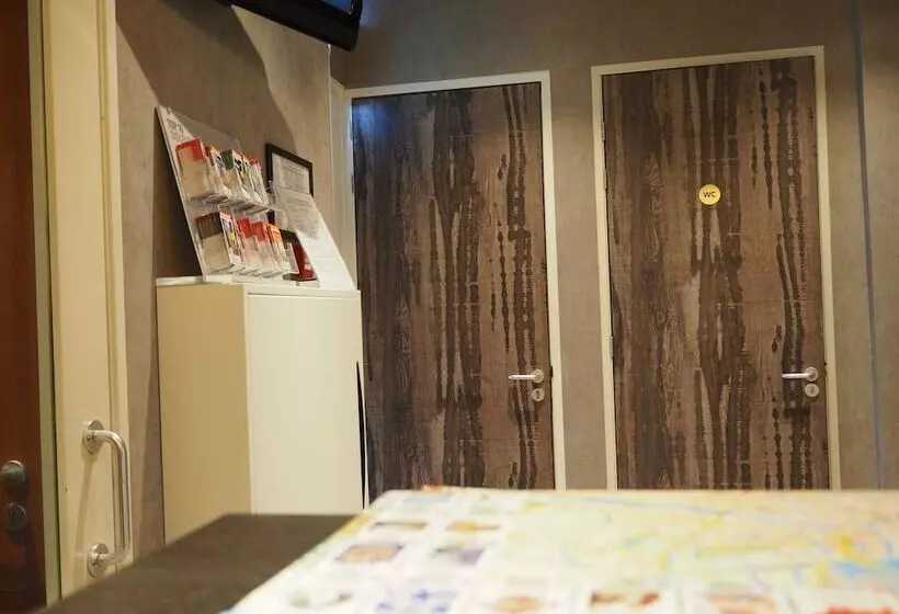 酒店 Blossoms City