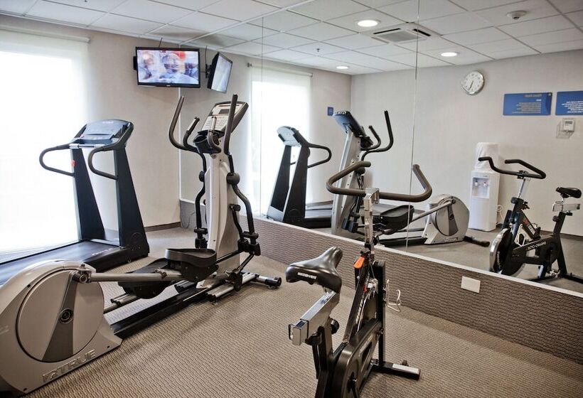 هتل City Express By Marriott Celaya Parque