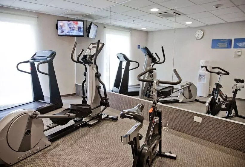 فندق City Express By Marriott Celaya Parque