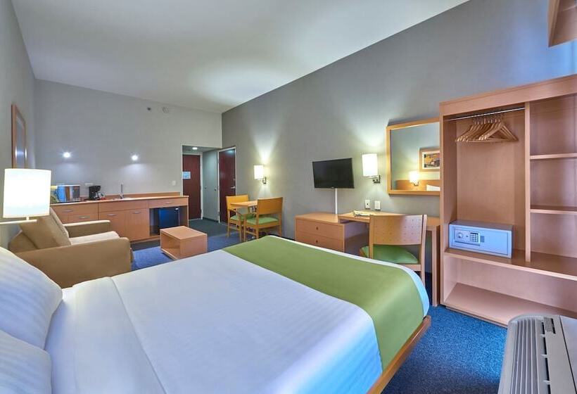 هتل City Express By Marriott Celaya Parque