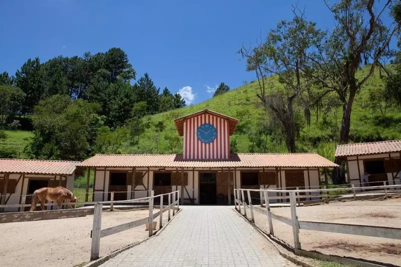 ホテル Fazenda Suica Le Canton