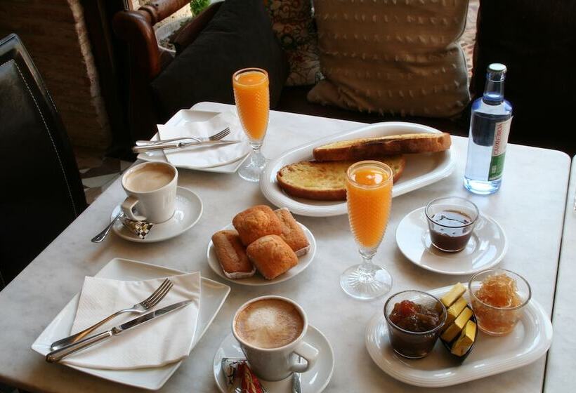 ホテル Hostería Camino