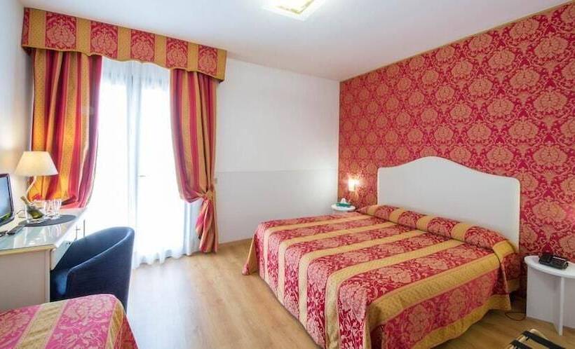 ホテル Laerte Palace