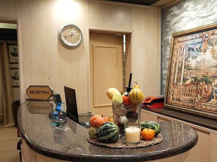 ホテル Laerte Palace